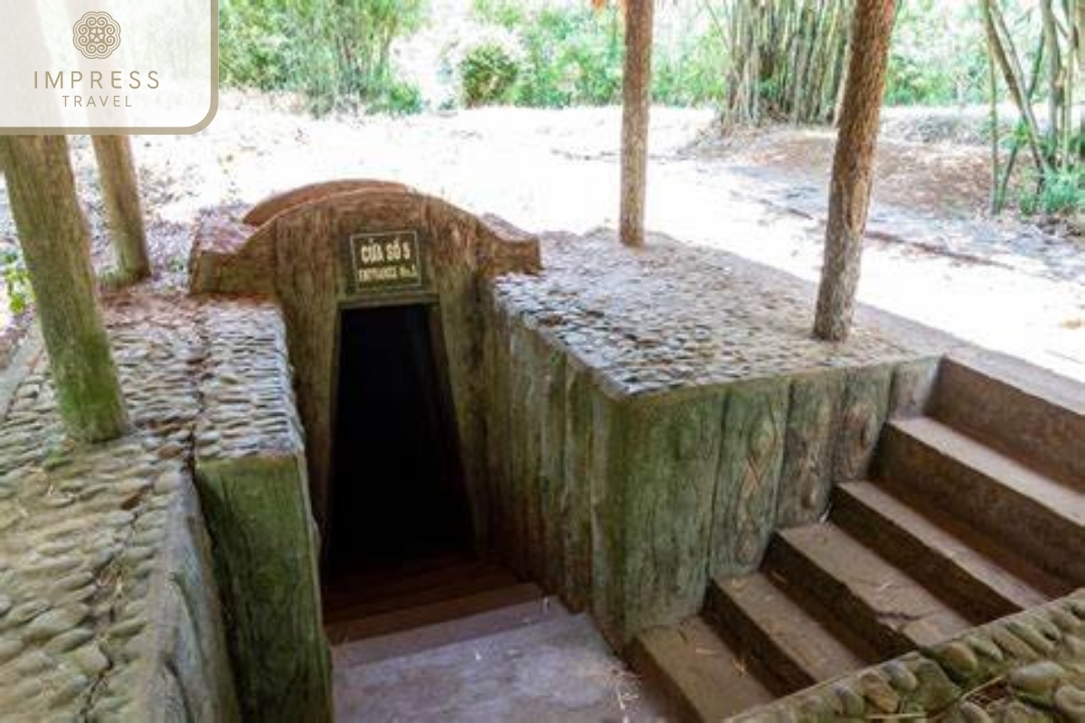 Cu Chi Tunnels