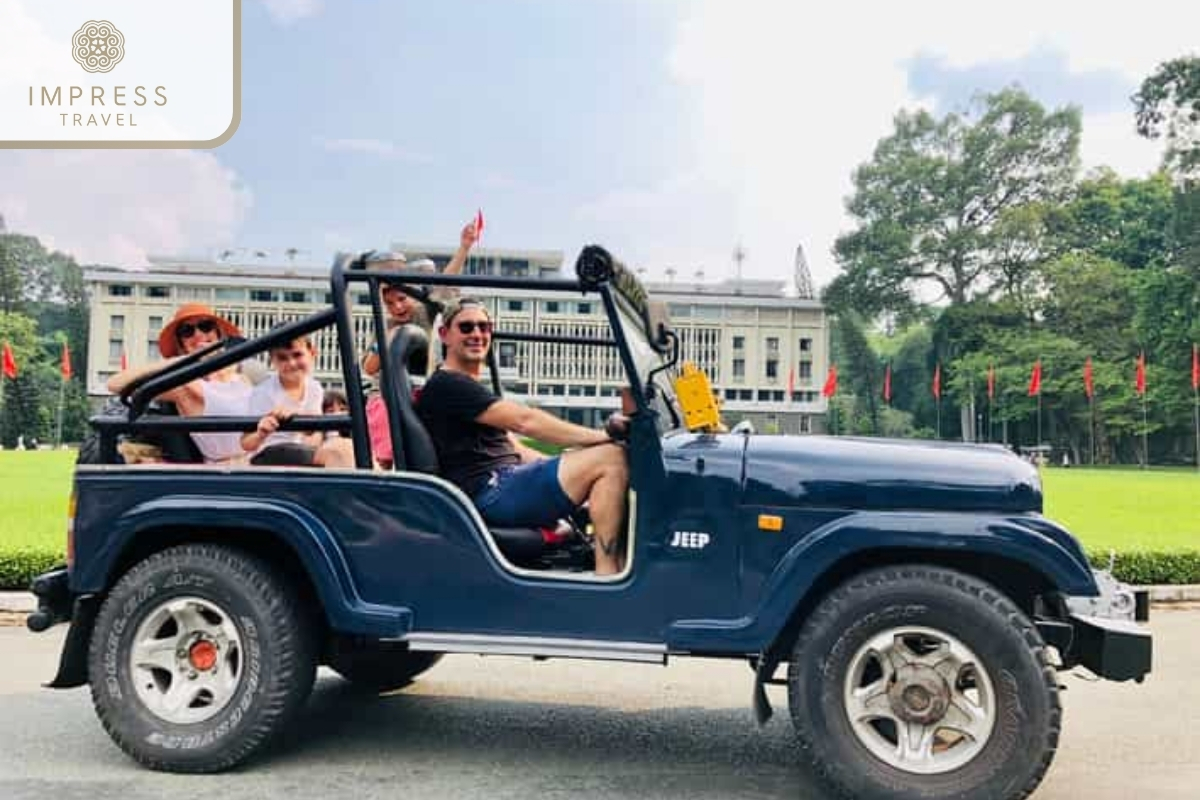 Independence Palace in Ho Chi Minh City with Night Jeep Tours