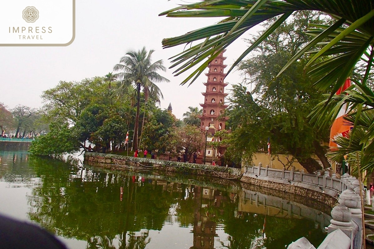  Visit Tran Quoc Pagoda