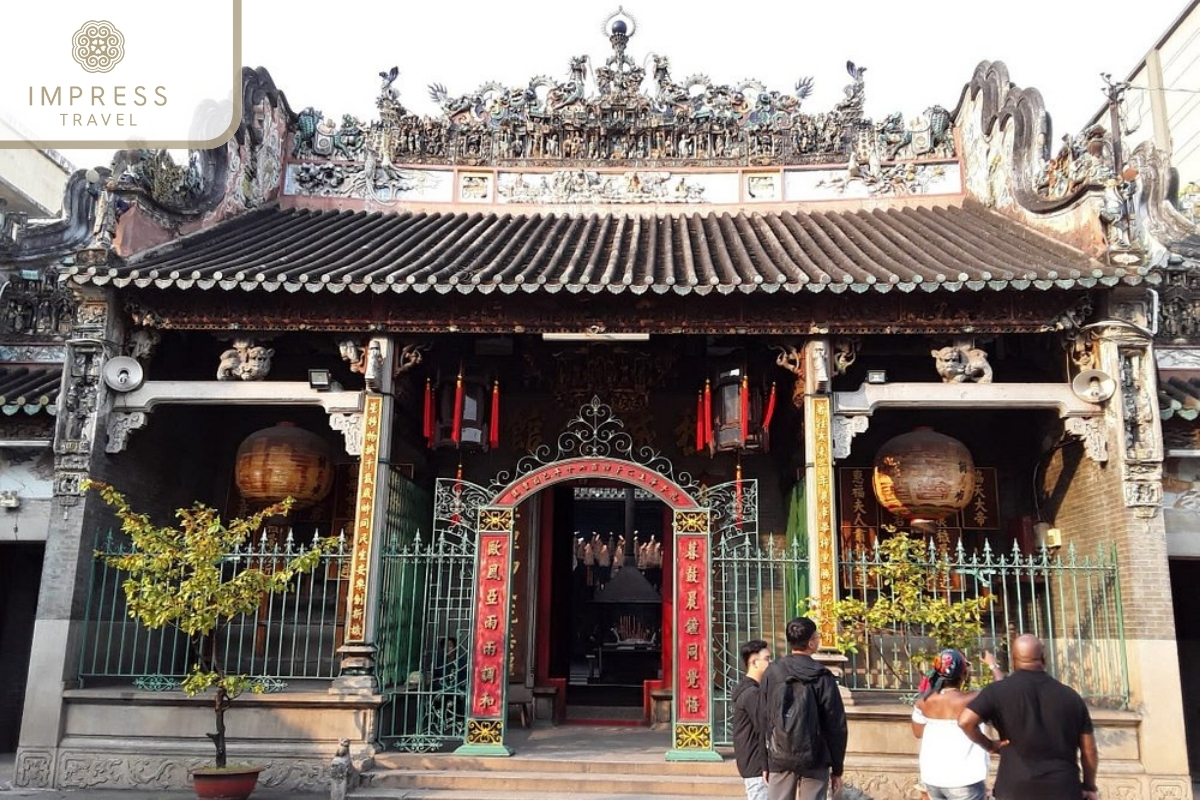 Thien Hau Temple of the Half-Day Morning Tour in Ho Chi Minh City