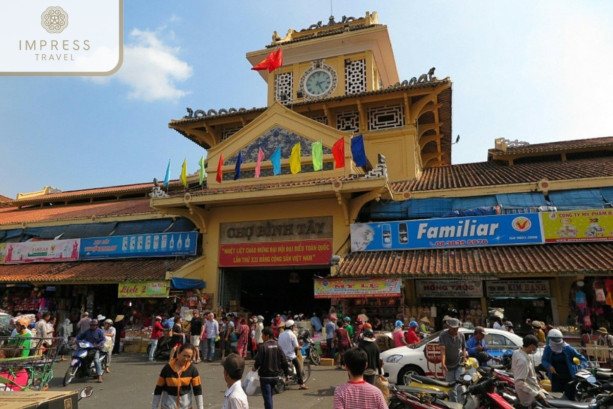 Binh Tay Market