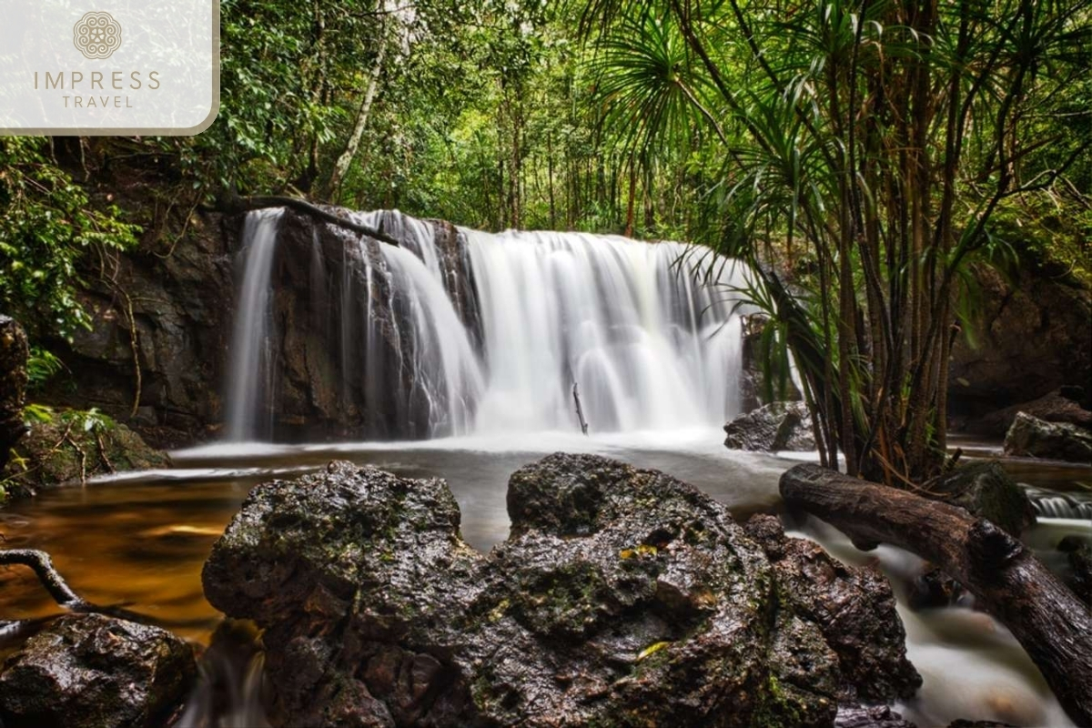 Suoi Tranh Waterfall in Phu Quoc Island 3-Day Tour