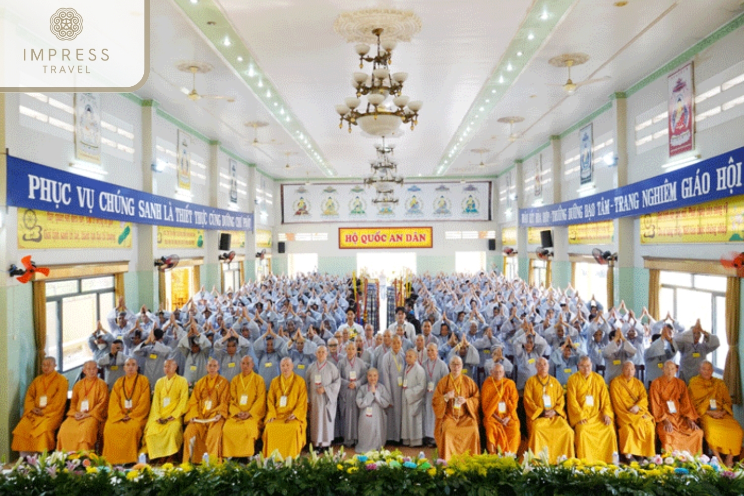 Buddhist ceremony for a tour of Spiritual Beauty of Vinh Trang Pagoda