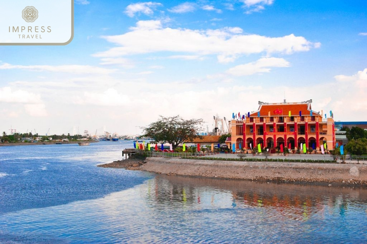 Dragon House Wharf in Saigon River Sunset Tour