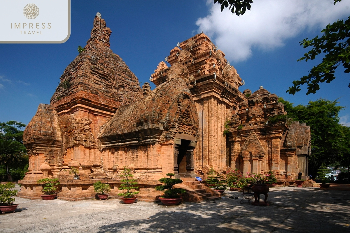 Cham Towers in Nha Trang Oceanographic Institute Tour