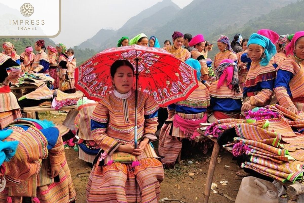 The bustle of the market in Muong Hum Market on a Sapa Day 