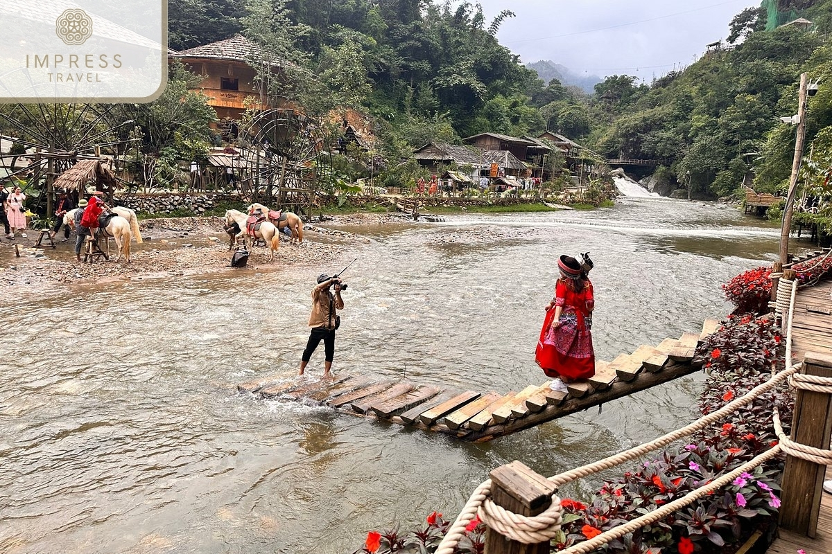 Cat Cat Village in fascinating landscapes in Sapa tours