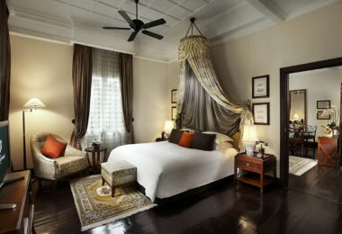 Legend Metropole Hotel Luxury Room