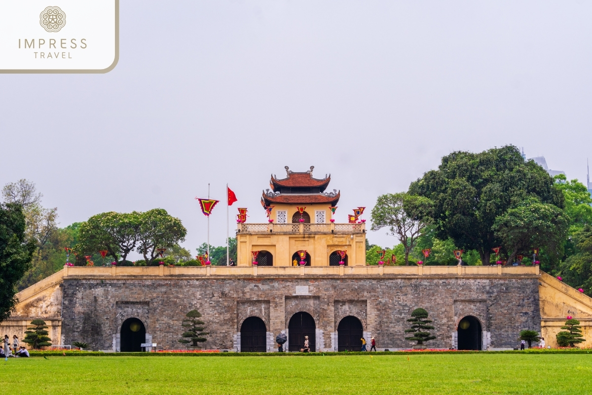 Imperial Citadel of Thang Long in exciting things for tourists visiting Hanoi