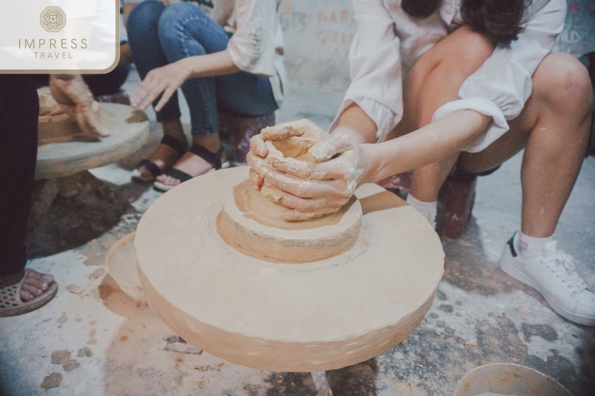 Hands-On Pottery Experience in Bat Trang Pottery Village