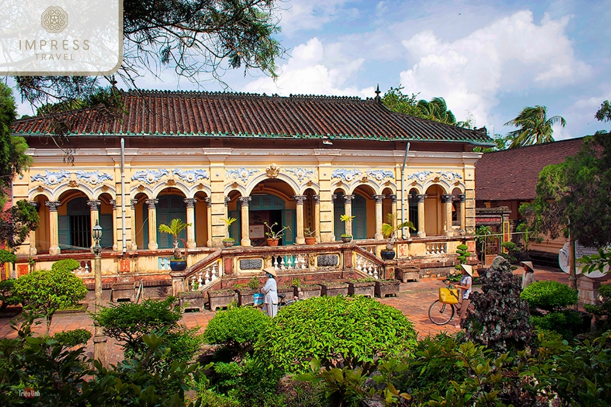 Nam Nha Đuong Pagoda in Can Tho Bike Tour