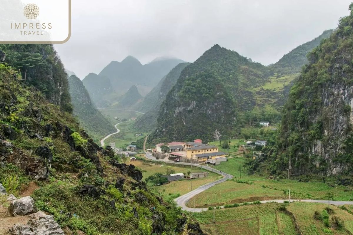 Dong Van Karst Plateau in transportation for a Ha Giang trip 