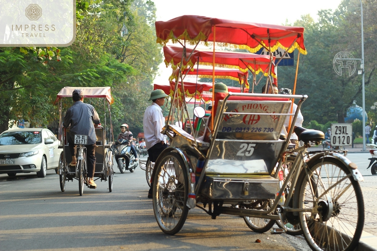 Cyclo (Pedicab) in convenient transportation in Hanoi