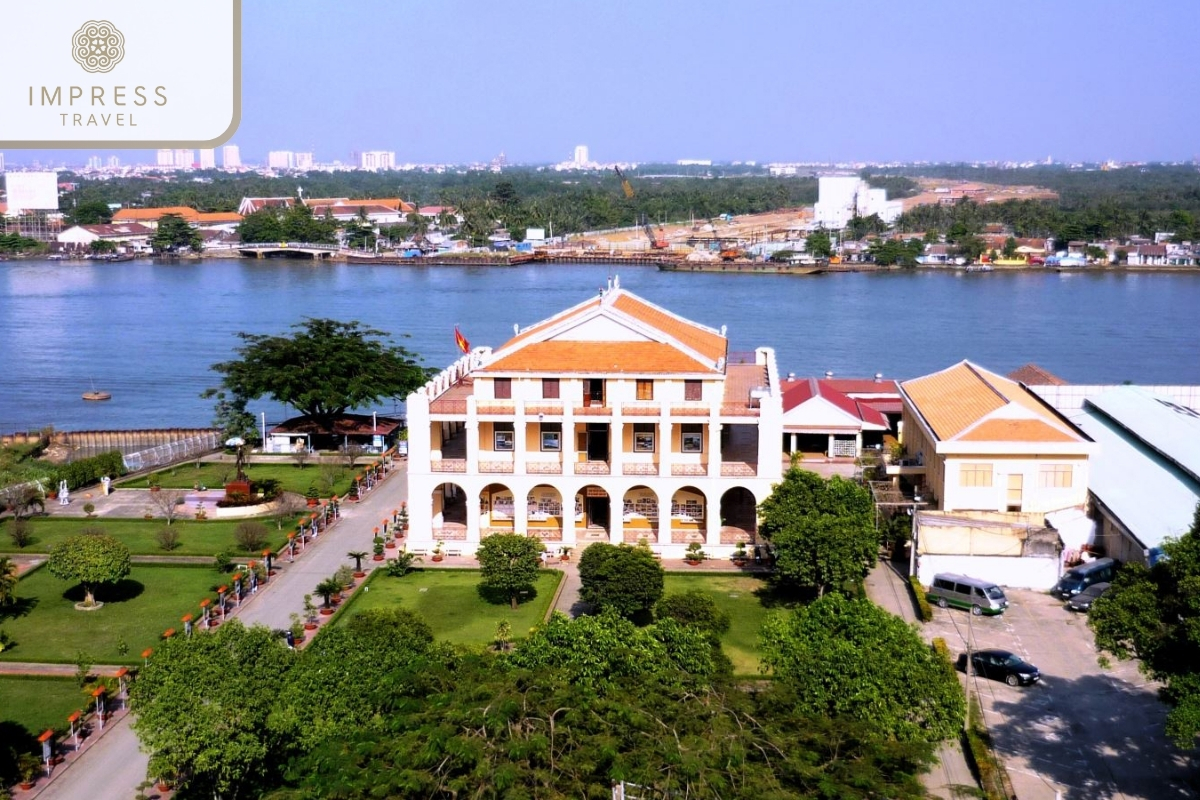 Ho Chi Minh Museum