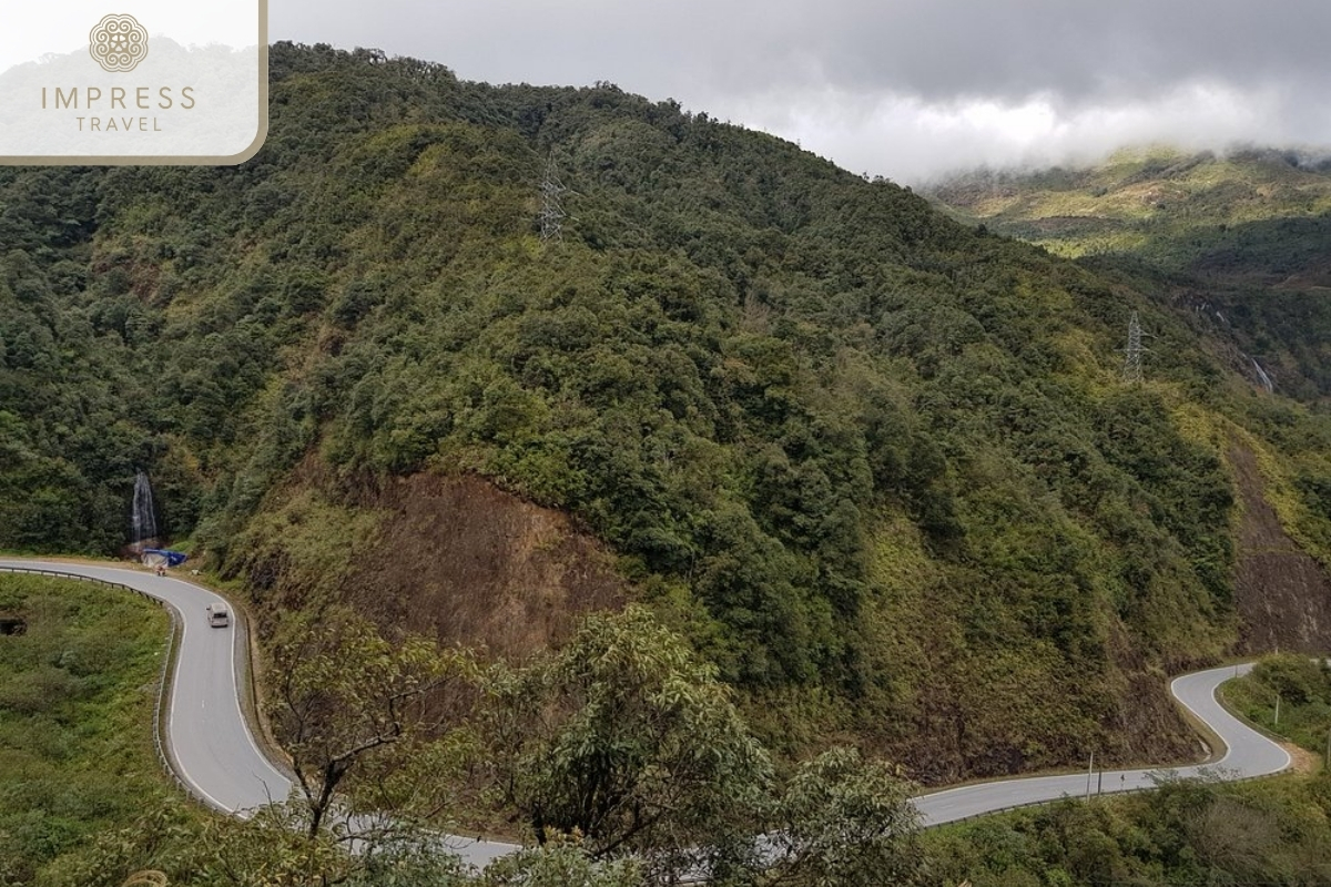 O Quy Ho Pass in Cow Hill with Trekking Tour in Sapa