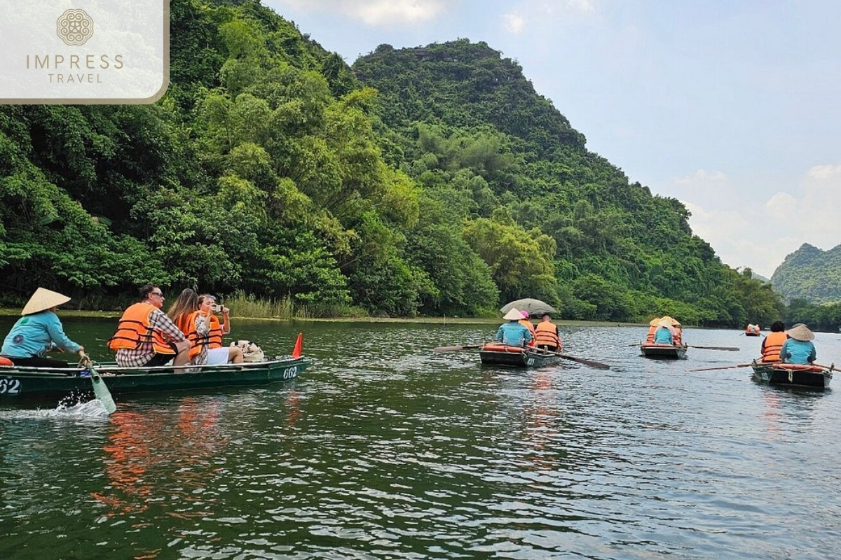 Ninh Binh with a Peaceful Sampan Trip