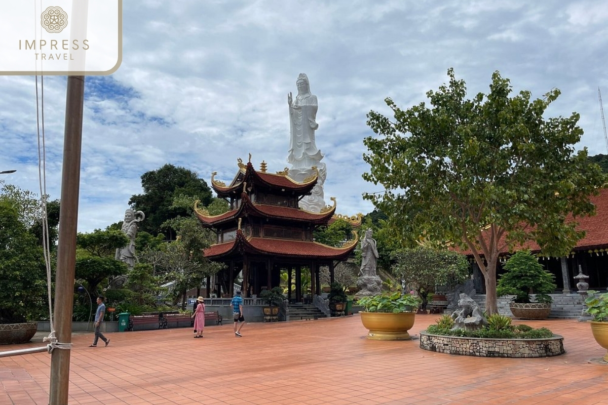 Ho Quoc Pagoda in Pagoda Tours in Phu Quoc