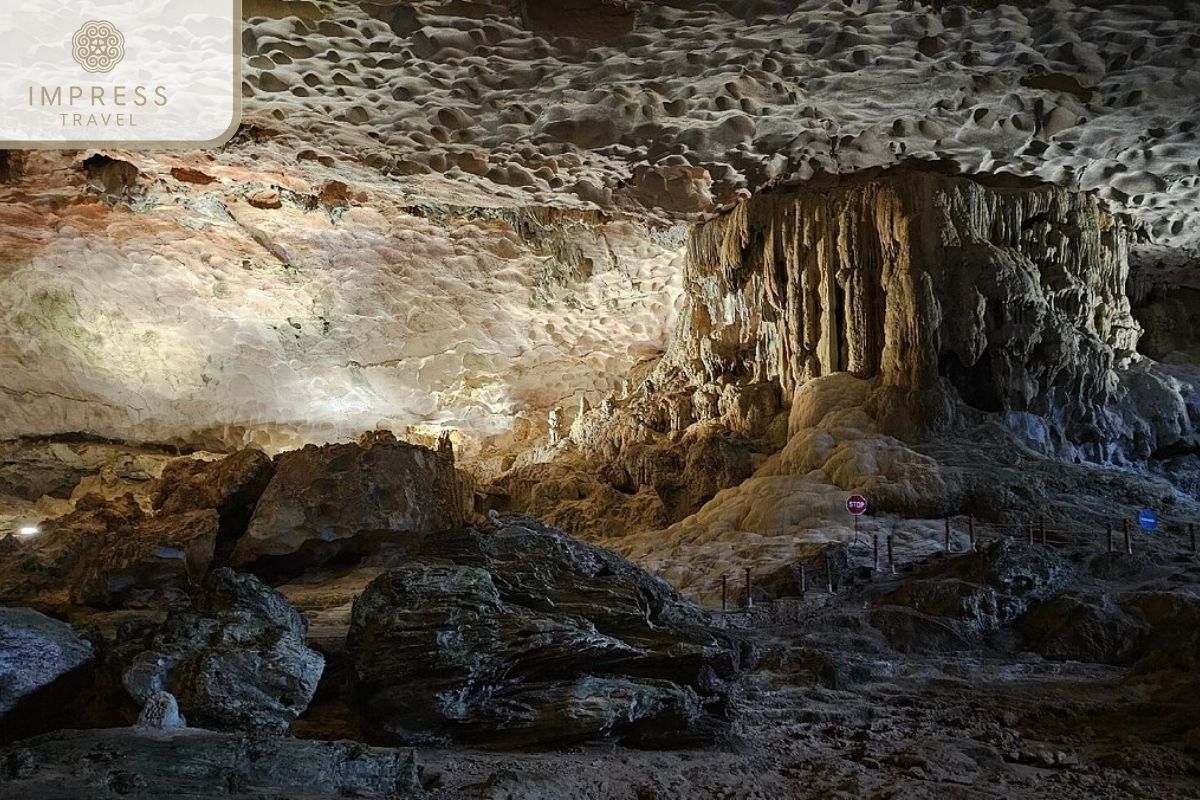 Sung Sot Cave with a Halong Bay Boat Tour