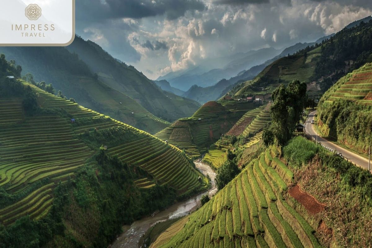 Khau Pha Pass in La Pan Tan on a Mu Cang Chai Tour.