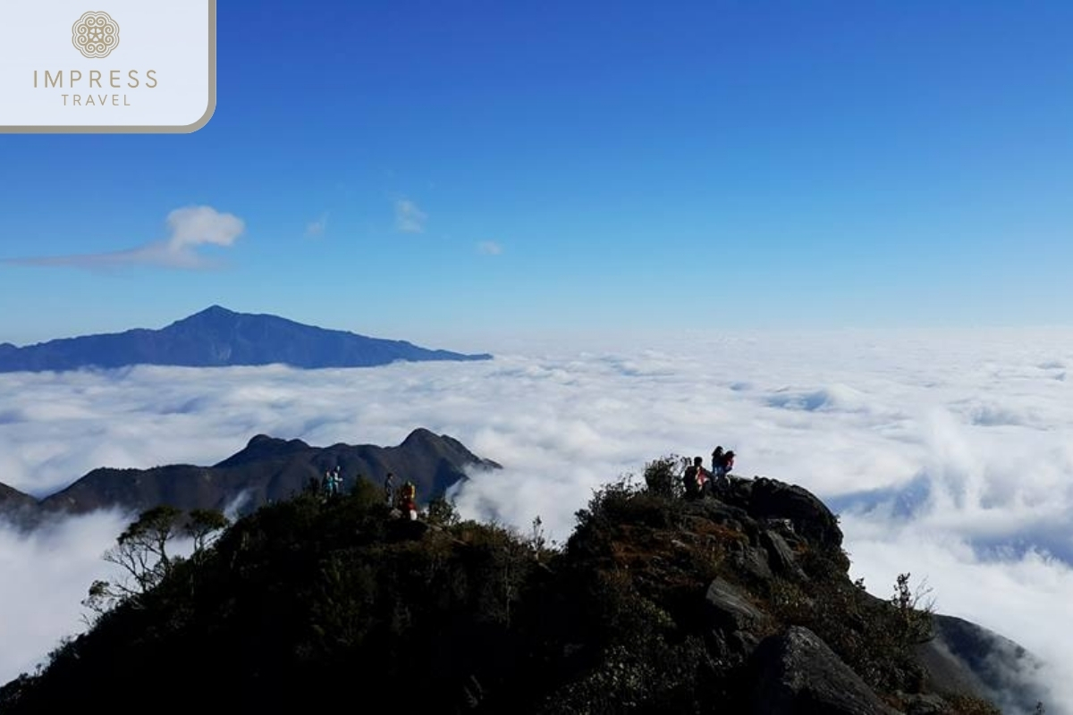 Nui Muoi in Ky Quan San trekking tour