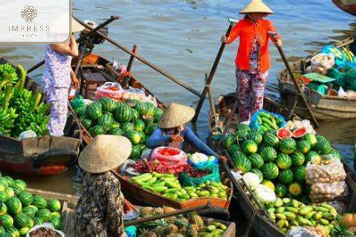 Phong Dien Floating Market