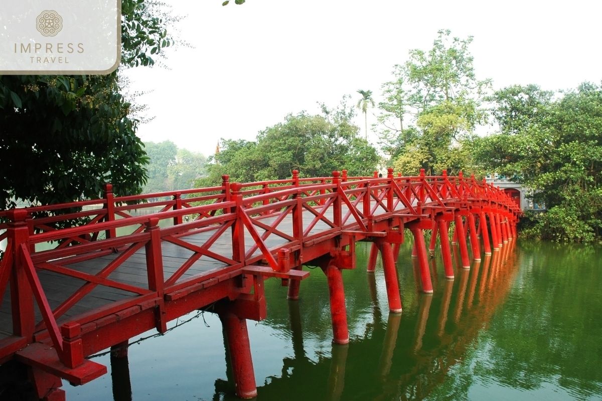 Ngoc Son Temple in Stroll Through Hanoi's Old Quarter tour