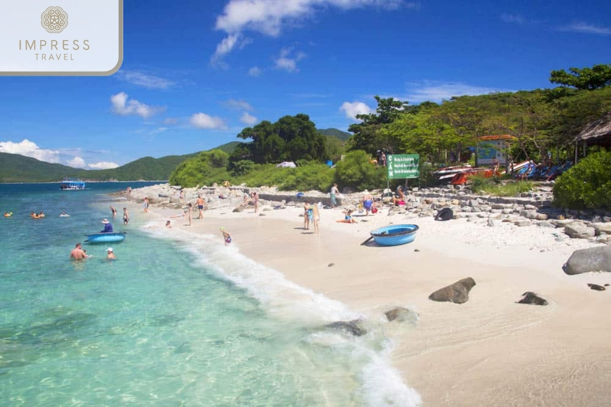 Bai Tranh Island in Beach-Hunting Tours in Nha Trang