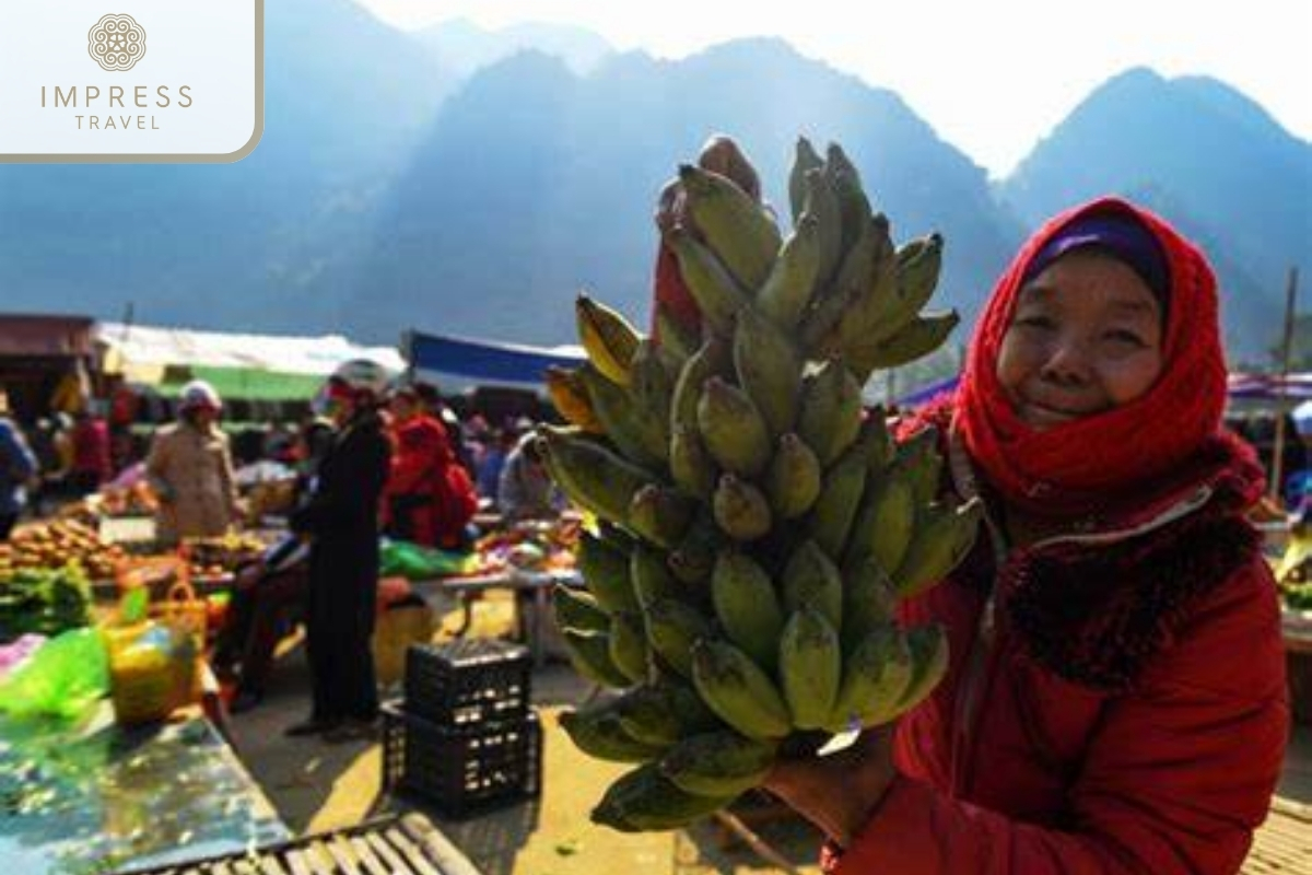 Pho Doan Market in Trekking and Homestay in Pu Luong