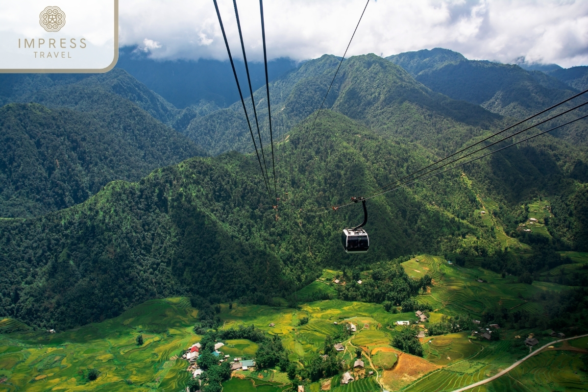 Go to the top of Fansipan by cable car