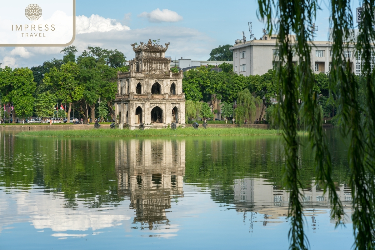 Hoan Kiem Lake