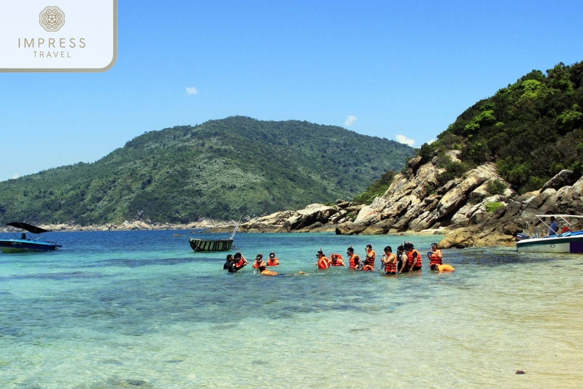 Tien sa in Danang tour visit Son Tra Peninsula experiences