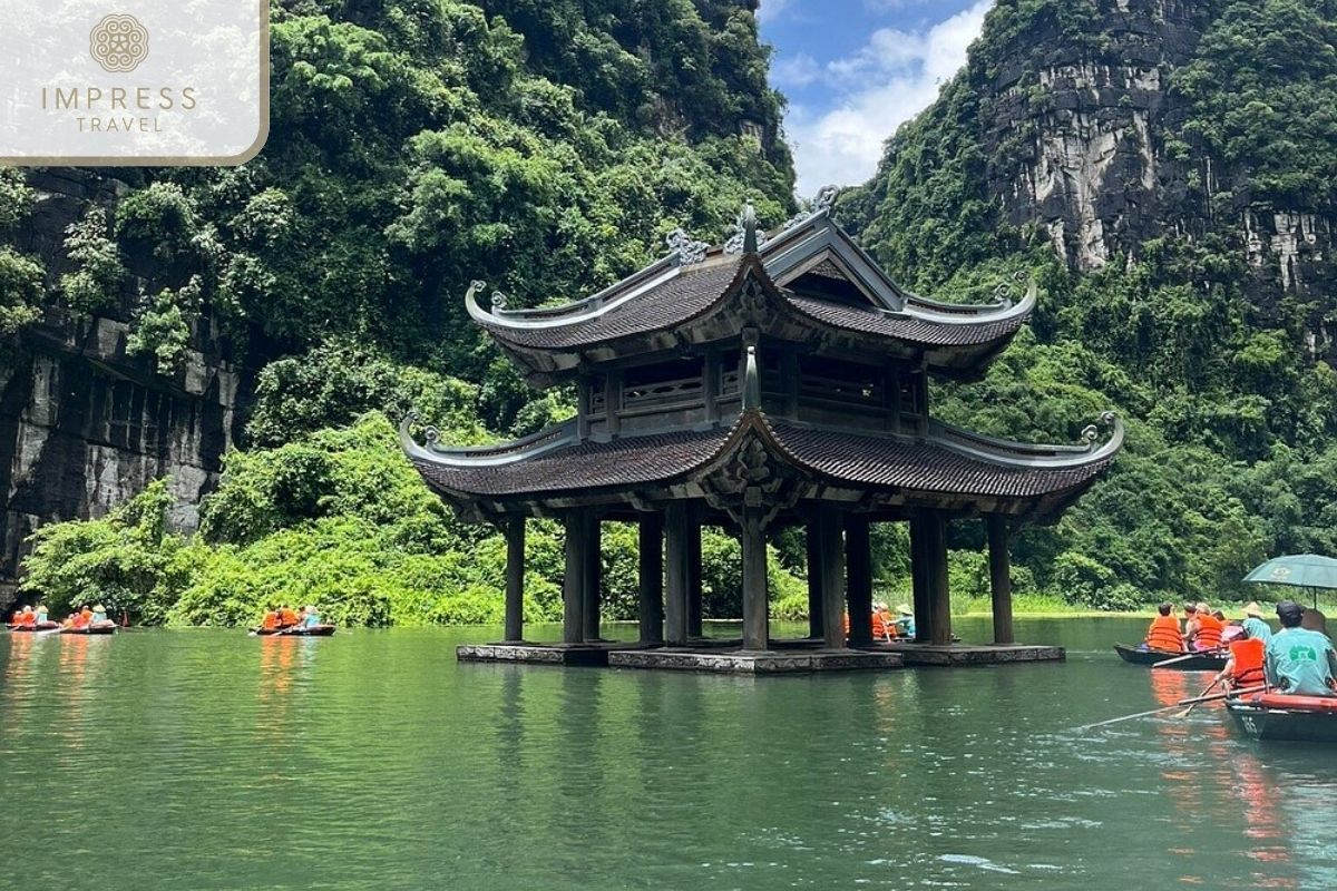 Trang An in Ninh Binh Scenery Tours