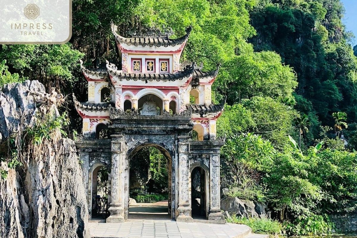 Bich Dong Pagoda in Ninh Binh Sprite Tours