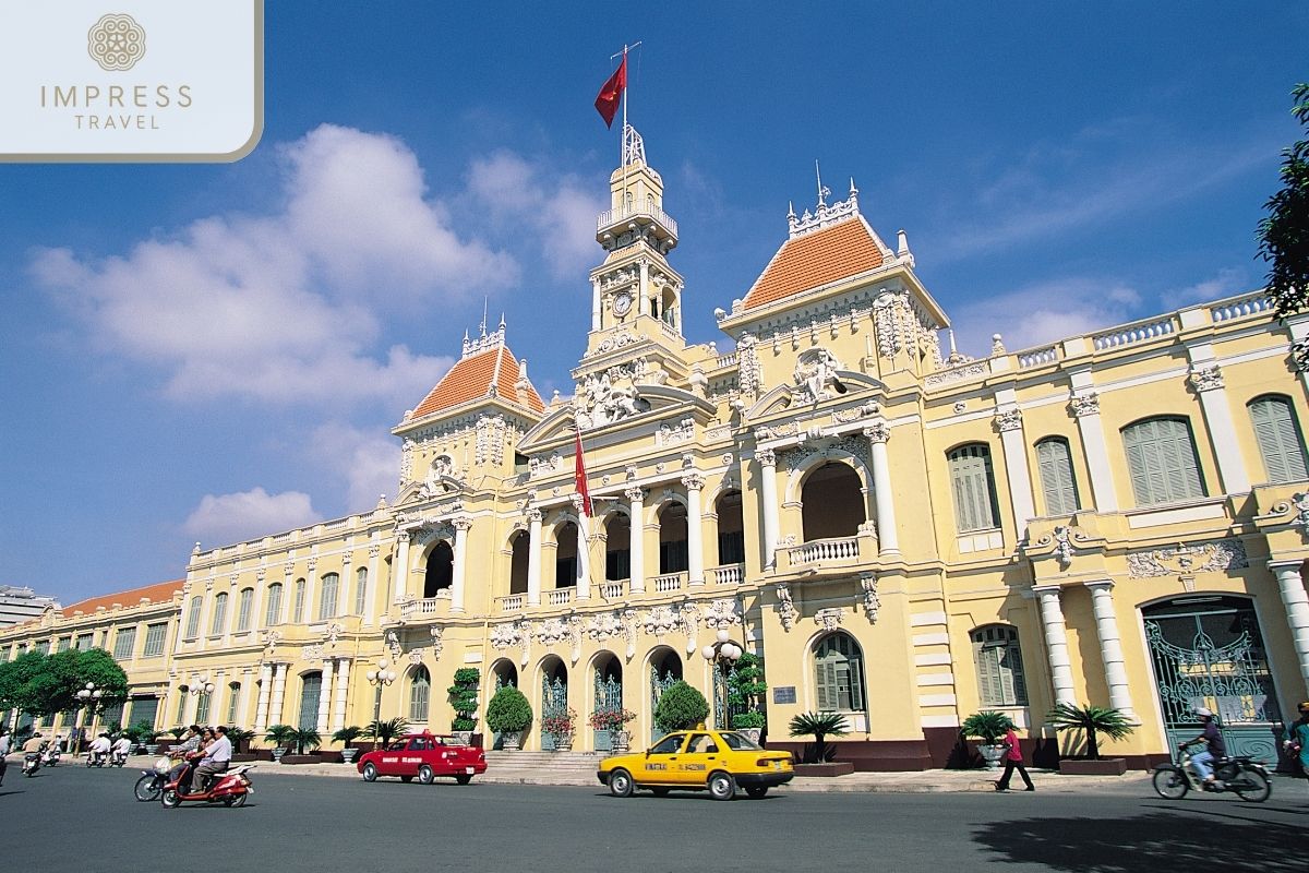 Central Post Office in Ho Chi Minh City film tours