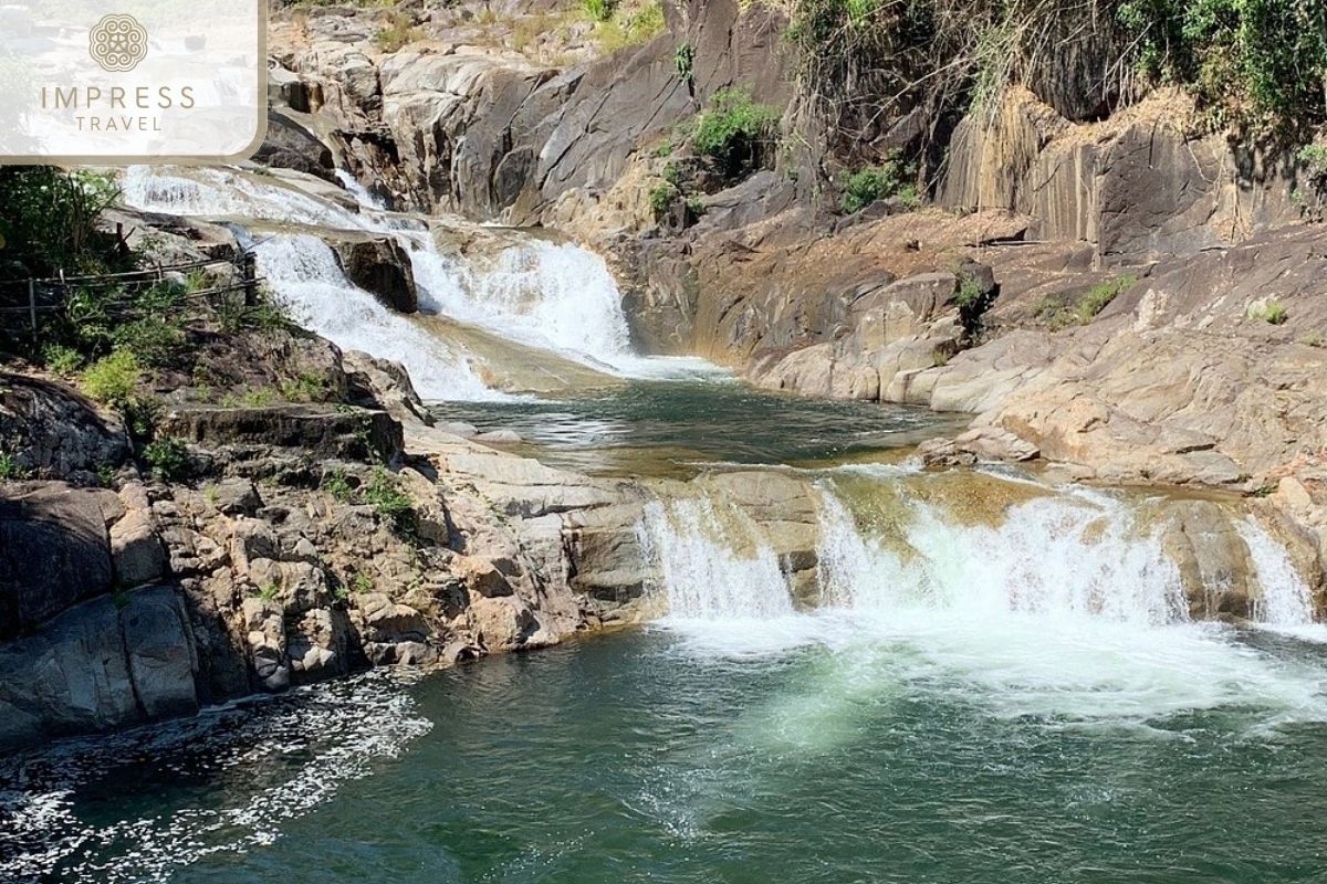 Picnic Day at Yang Bay Waterfall