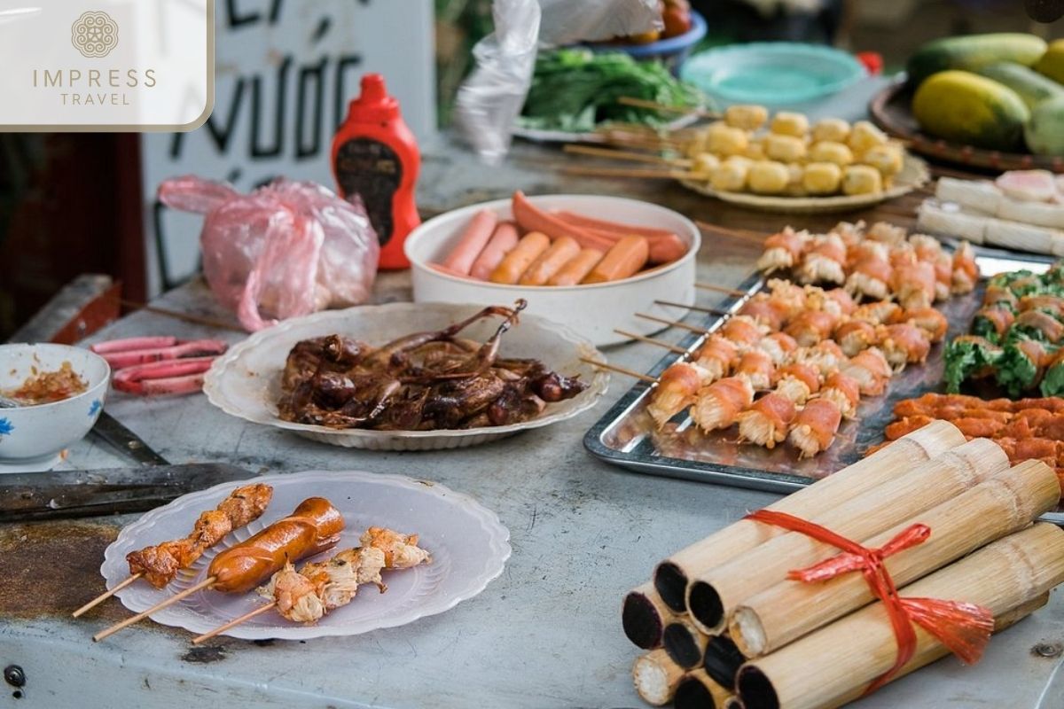 Enjoy a local lunch in Panoramic Views of Sapa from Ham Rong Mountain