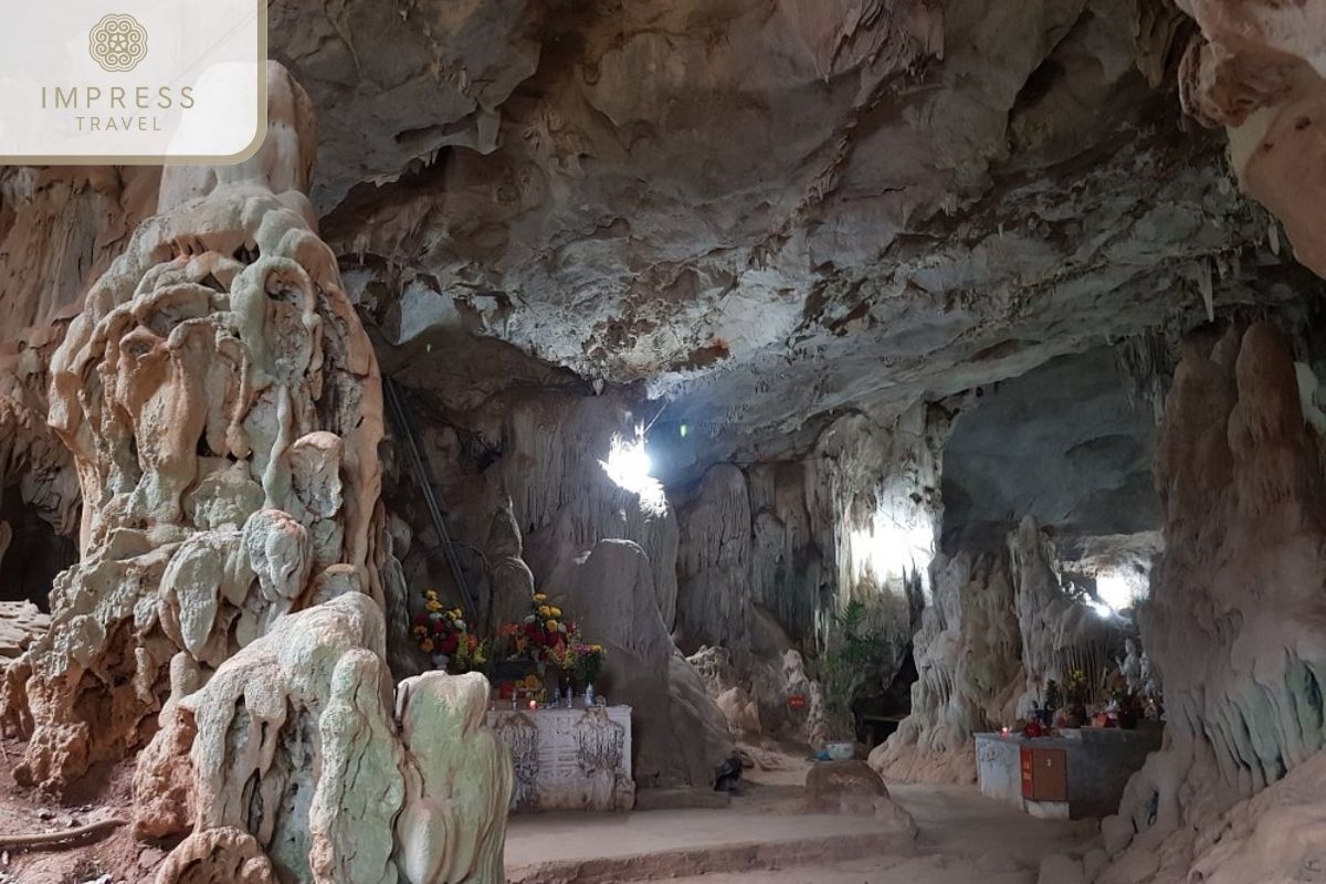 Bat Cave on Pu Luong Trekking