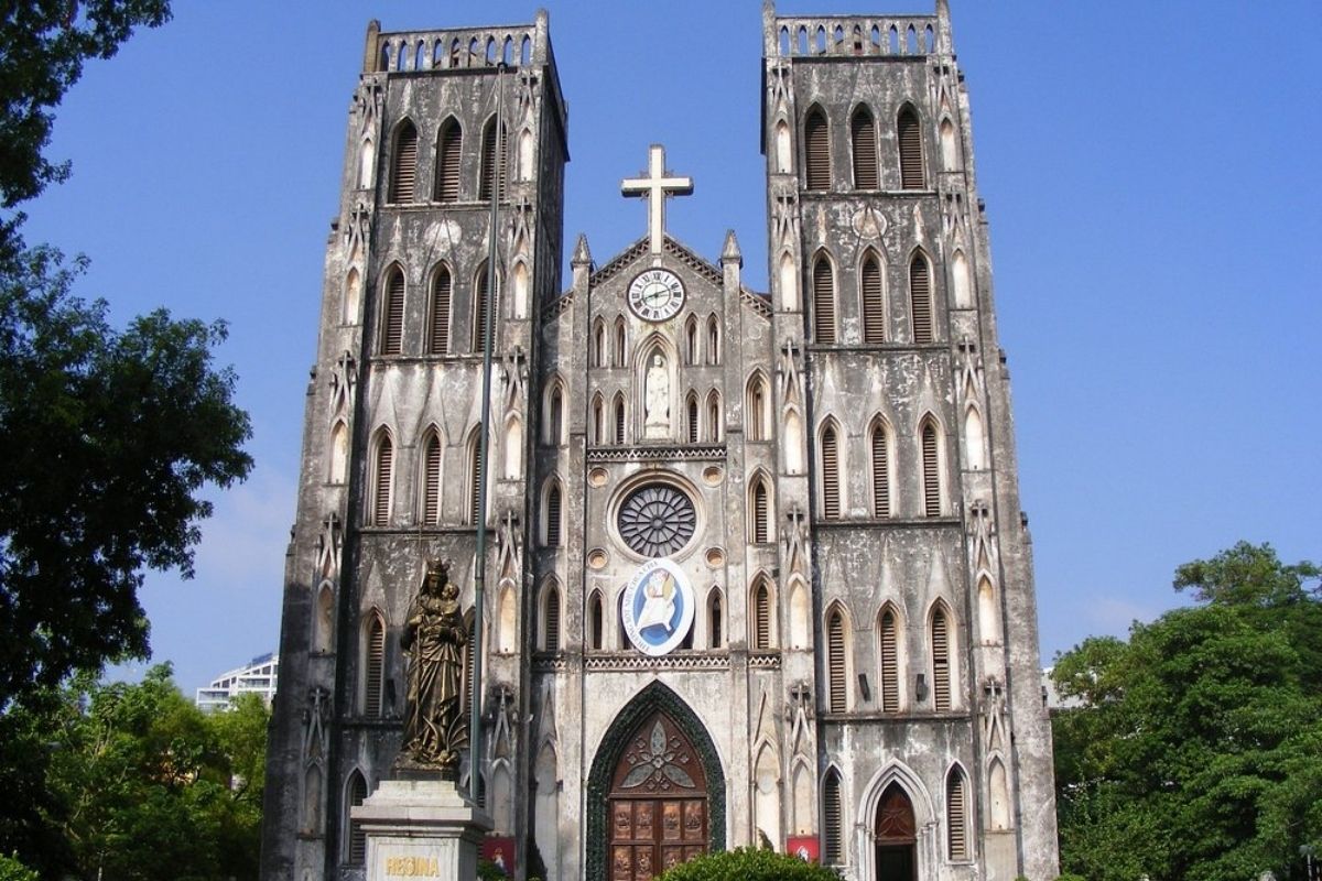 St. Joseph’s Cathedral in Hanoi central walking tour