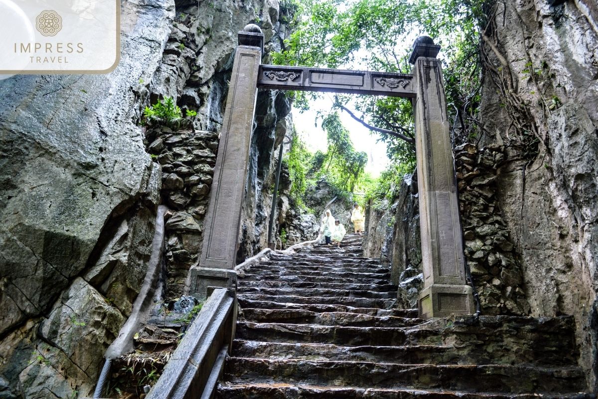 Marble Mountains in Panoramic Danang Seeing tours