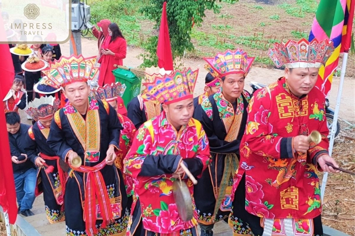 Festival of the Red Dao people