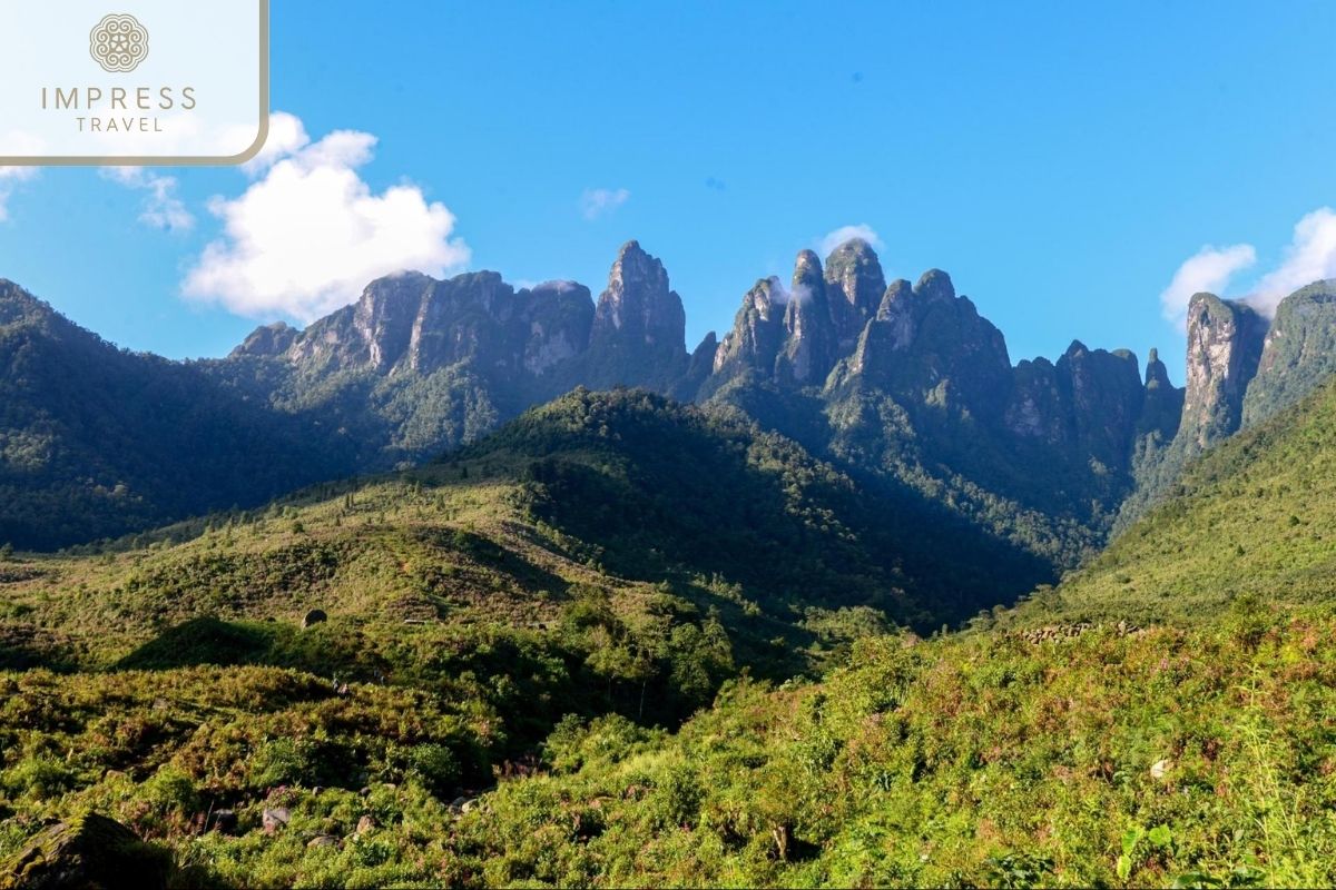 Ngu Chi Son Mountain in P' Nue Ngu Chi Son Sapa Farmstays