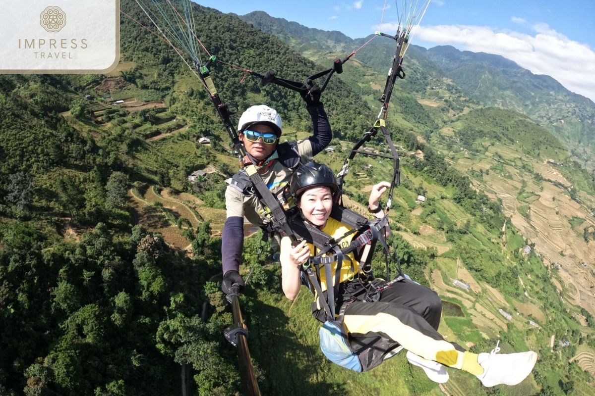 Paragliding Over Khau Pha Pass