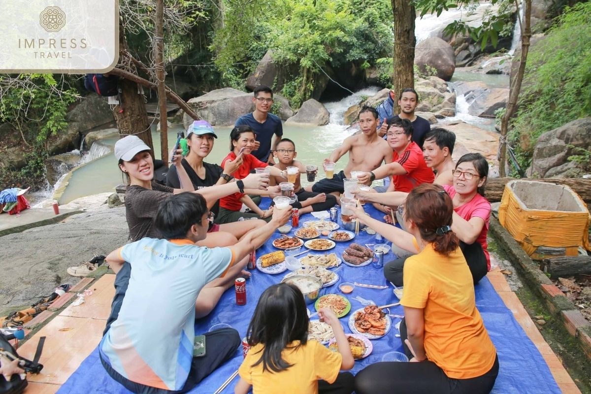  Lunch by the Stream in Danang camping tour 