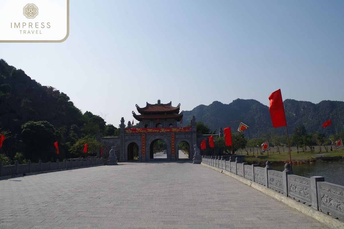 Hoa Lu Ancient Capital in Ninh Binh Eco Tours