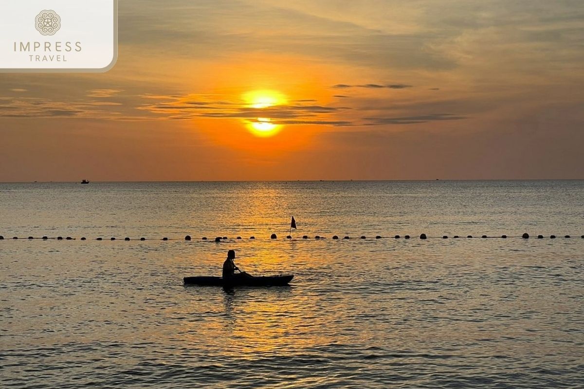 Kayaking near Truong Beach