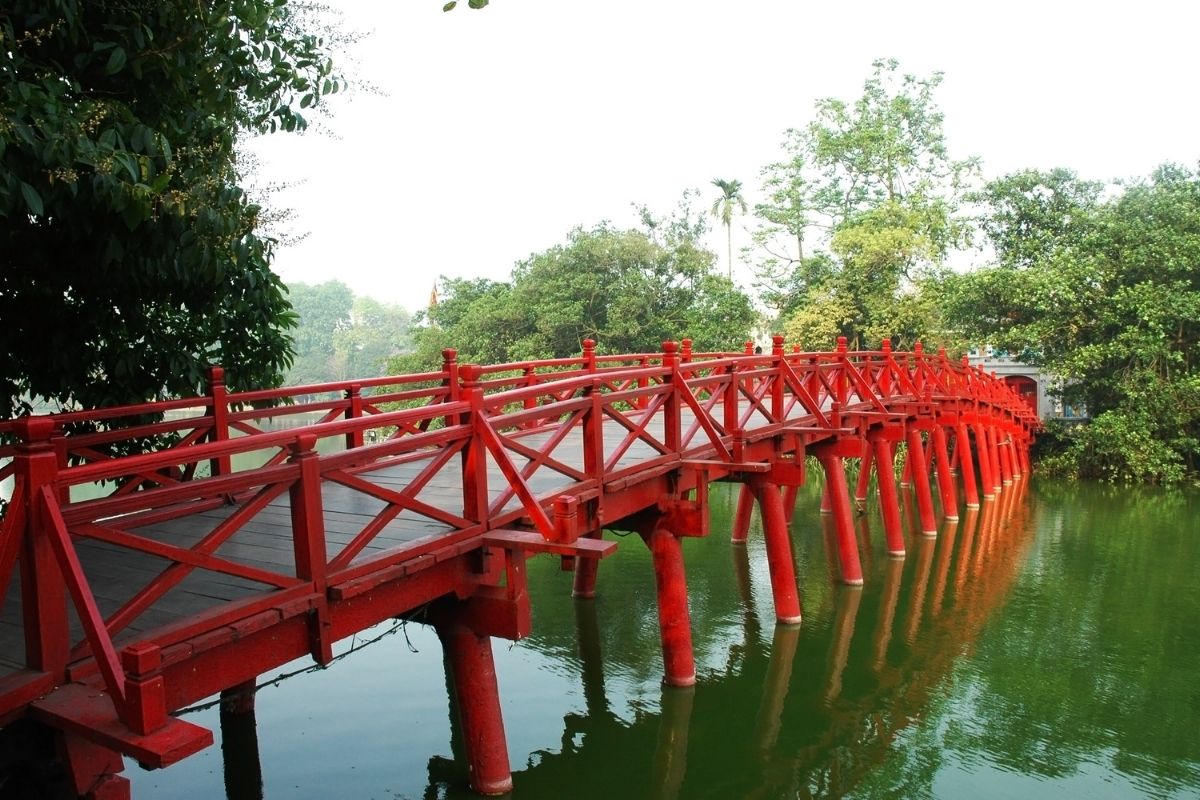 The Huc Bridge in Hanoi Walking Photo Tours