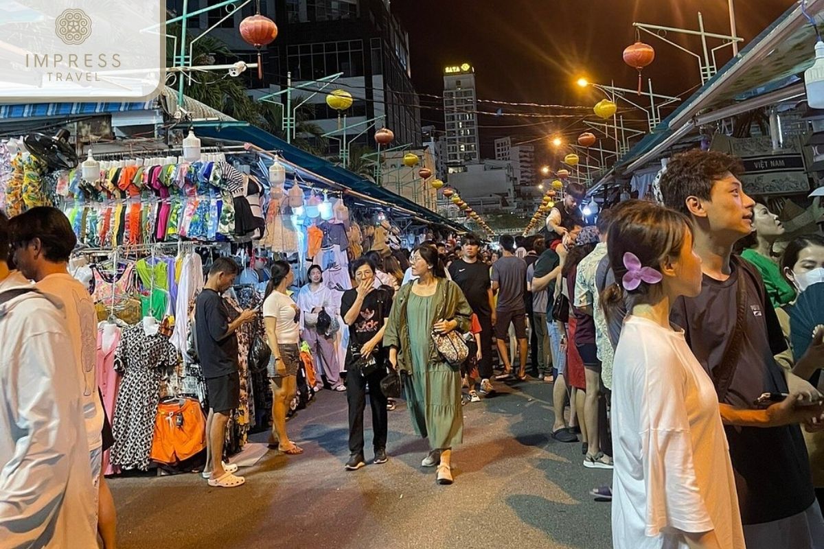 Nha Trang night market in Ponagar Temple on a Nha Trang Tour