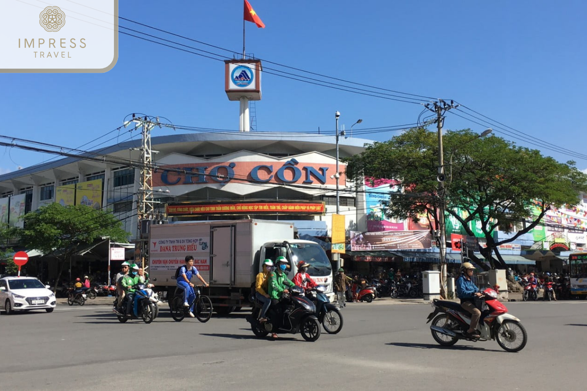 A Local Market For Danang Shopping Tours