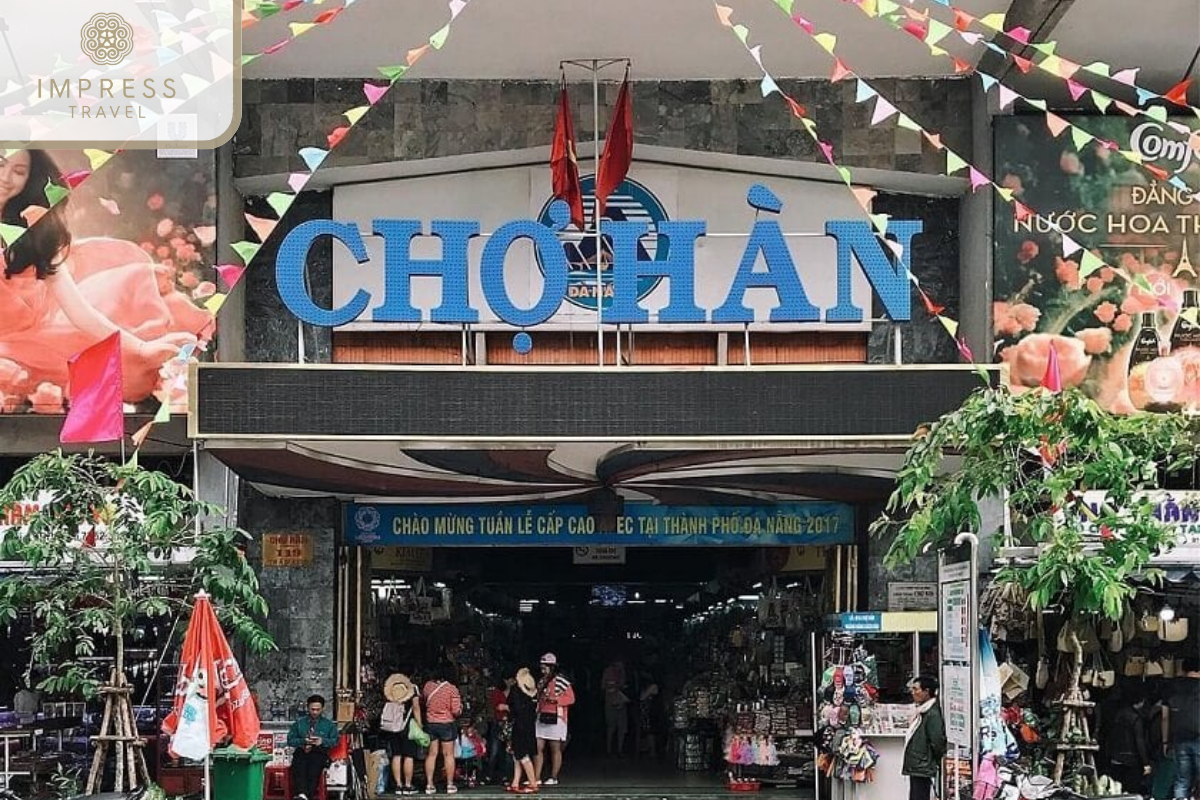 A Local Market For Danang Shopping Tours