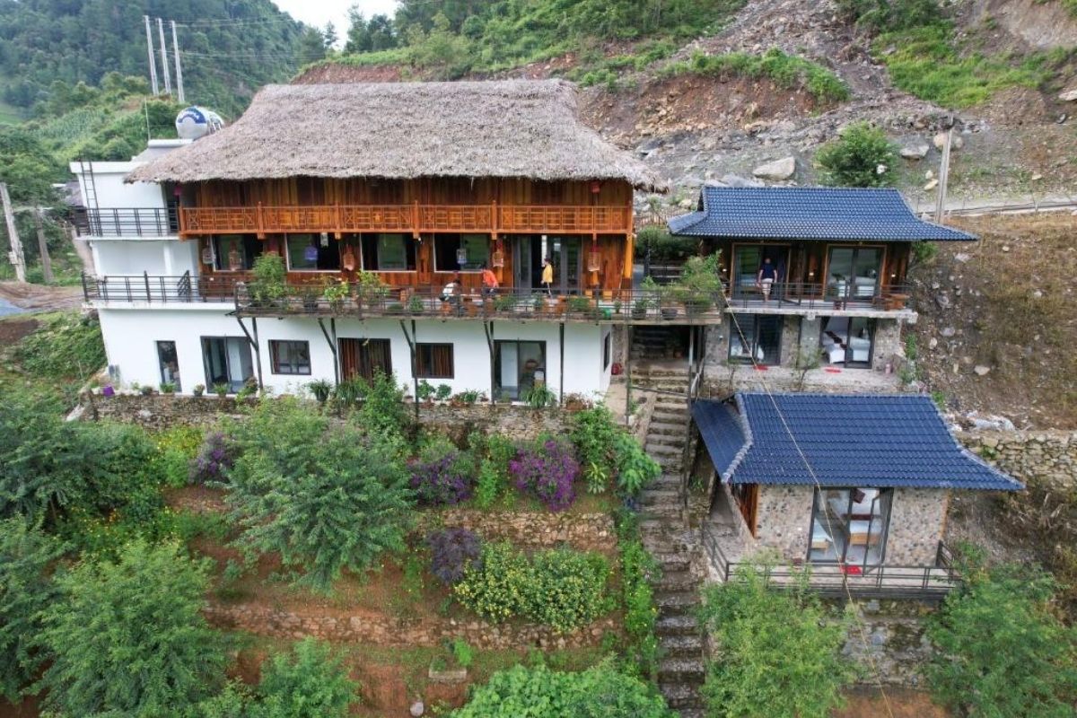 Discover Mu Cang Chai superb tours at Dong Suoi H'mong Homestay